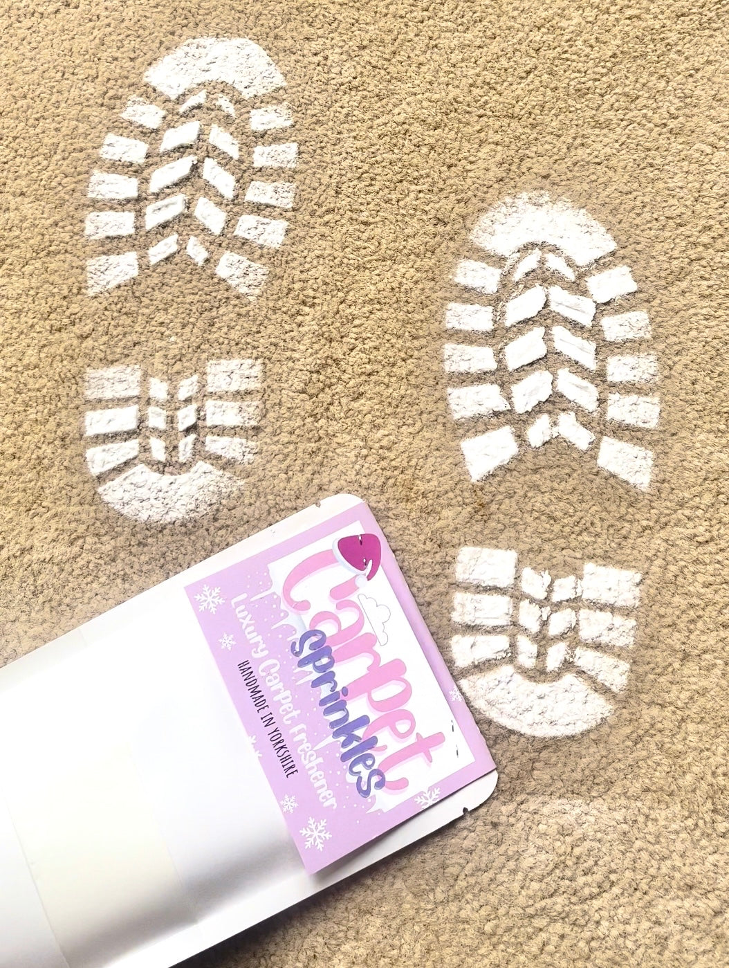 Santas footprints set with a large pouch of carpet sprinkles