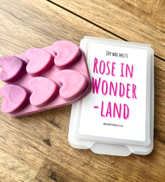 Rose in wonderland luxury soy wax melts - highly scented,heart clamshell 80gram.