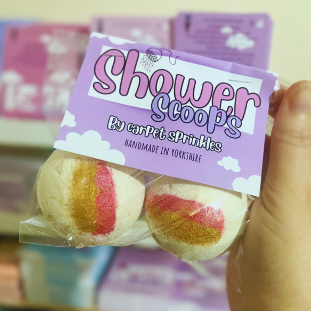 Shower scoops