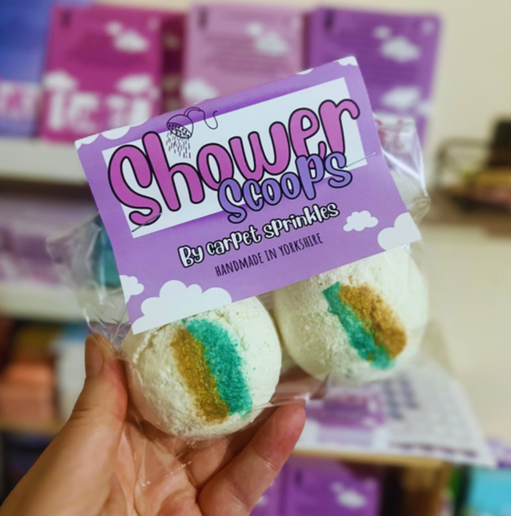 Shower scoops