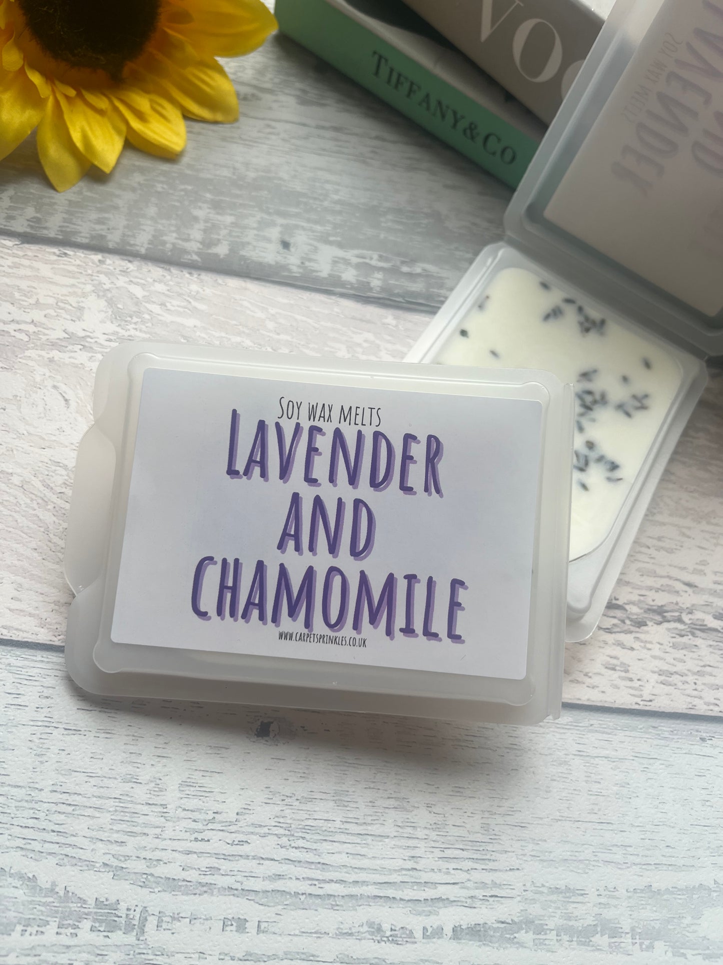 Lavender and chamomile luxury soy wax melts - highly scented,heart clamshell 80gram.